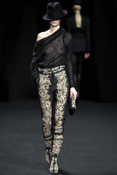 Look 31